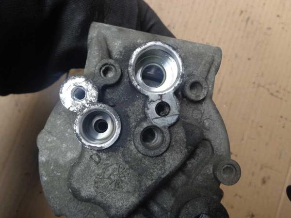 COMPRESSEUR DE CLIMATISATION RENAULT/NISSAN - Vue 3